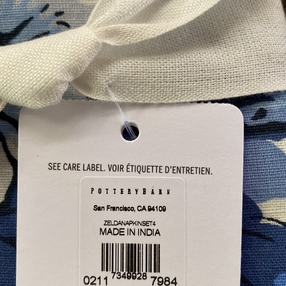 Pottery Barn Garden Floral Cotton/Linen Zelda Print Napkins - Set of 4 - Picture 9 of 12